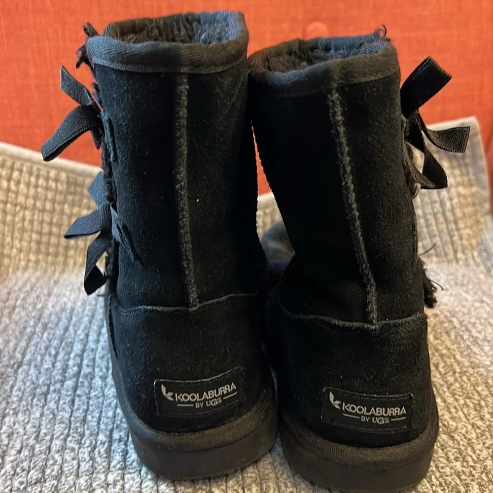 UGG KOOLABURRA BLACK‎ BOOTS